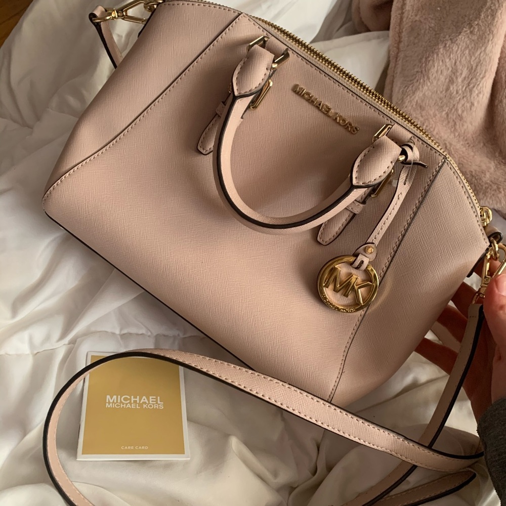 Authentic Michael Kors Leather Purse